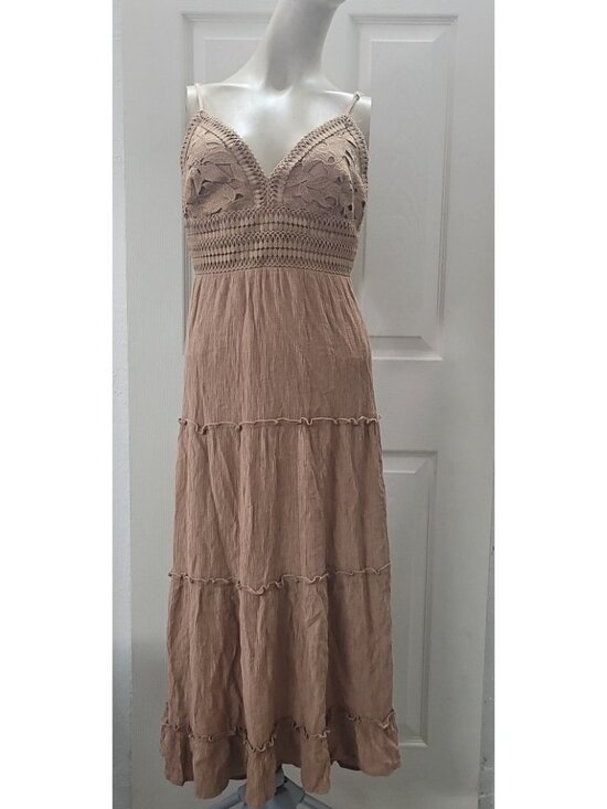 Love Tree Dresses & Skirts - Love Tree Boho Maxi Dress L Beige Open Back Crochet Festival Beach Cottagecore